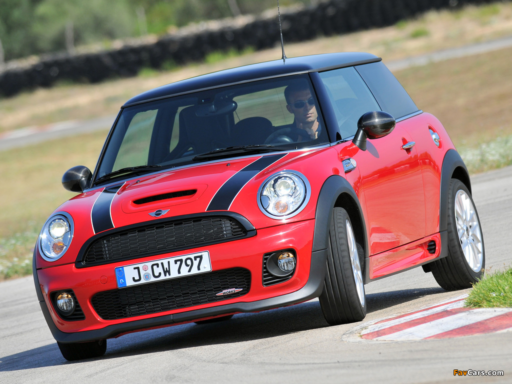 Mini John Cooper Works (R56) 2008–10 images (1024 x 768)