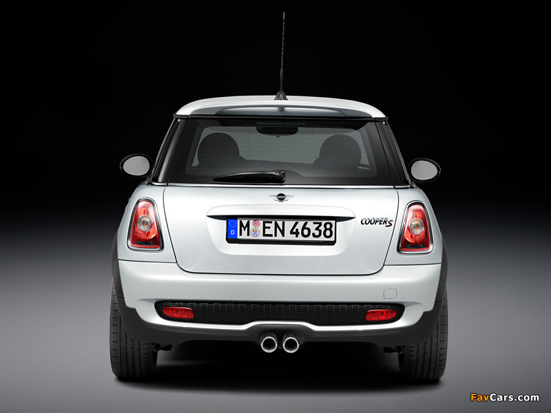 Mini Cooper S 50 Camden (R56) 2009 images (800 x 600)