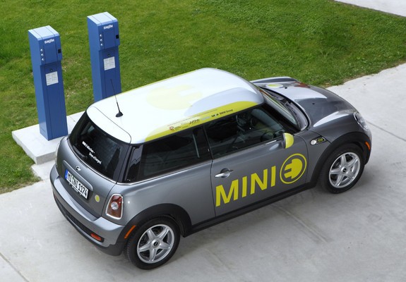 Mini E (R56) 2009–14 pictures