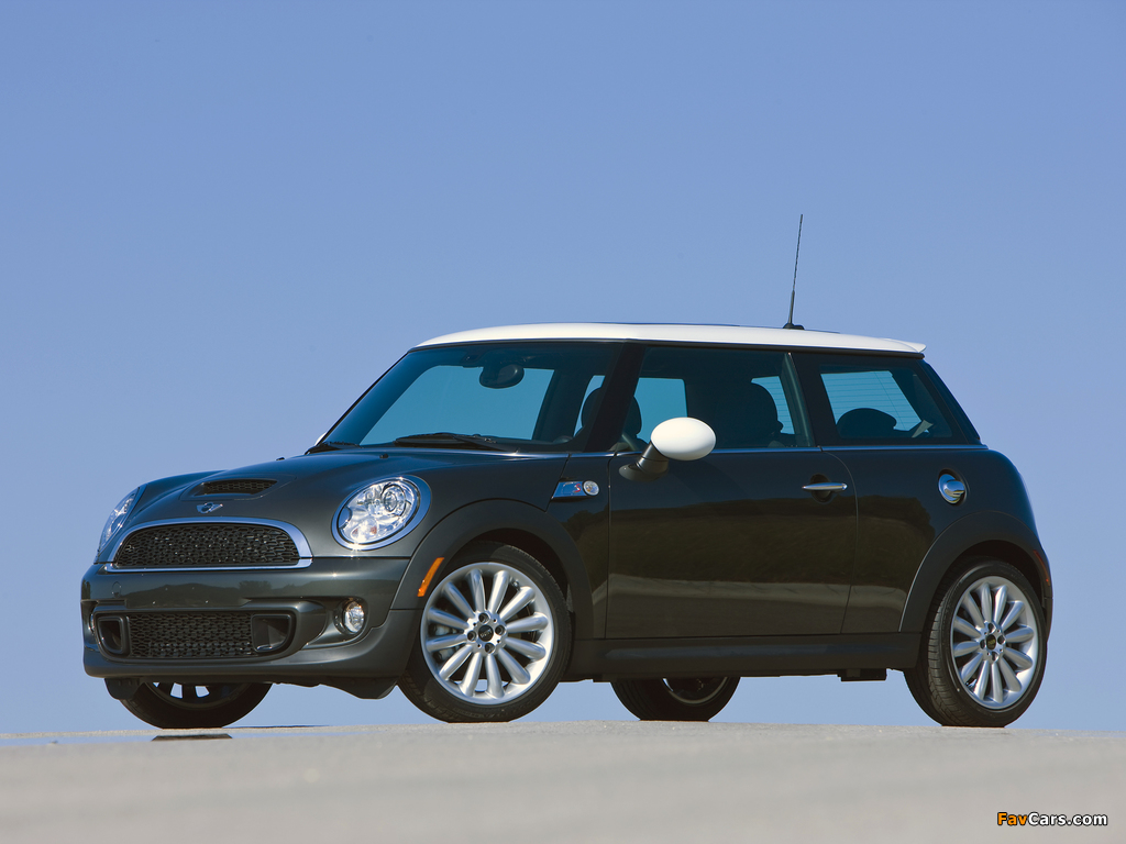 Mini Cooper S US-spec (R56) 2010–14 images (1024 x 768)