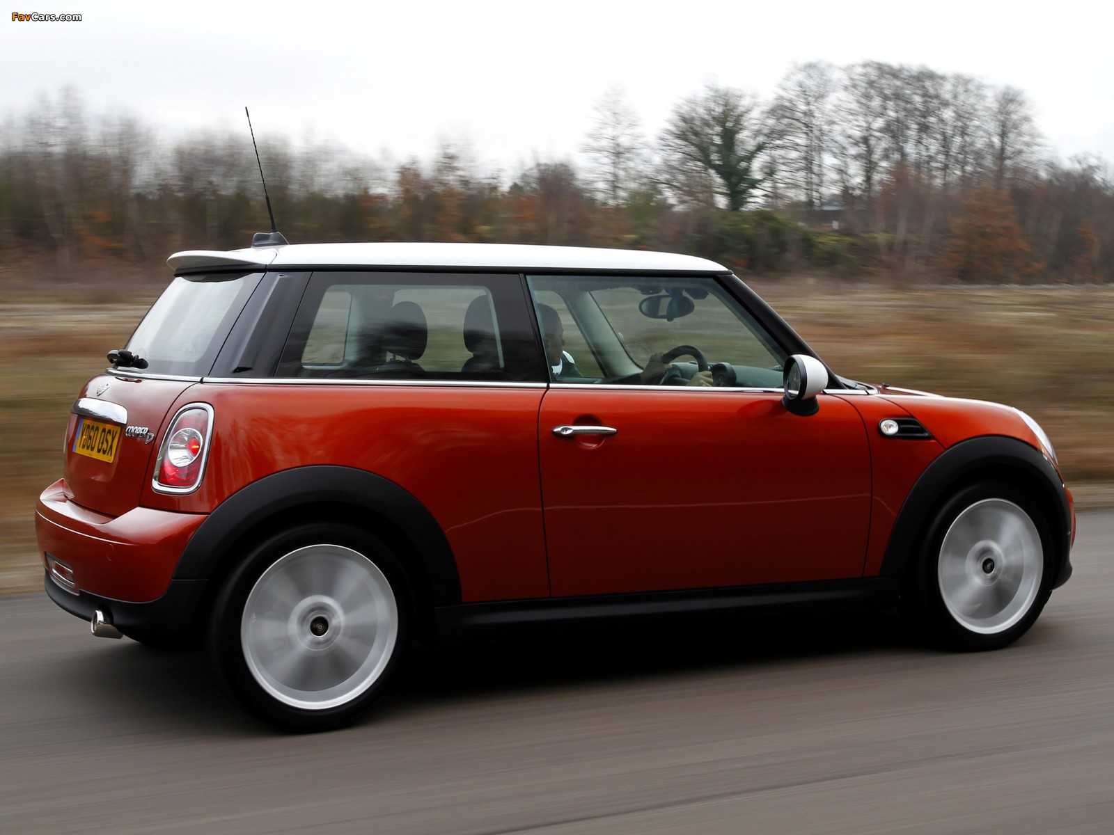 Mini Cooper D UK-spec (R56) 2010–14 images (1600 x 1200)