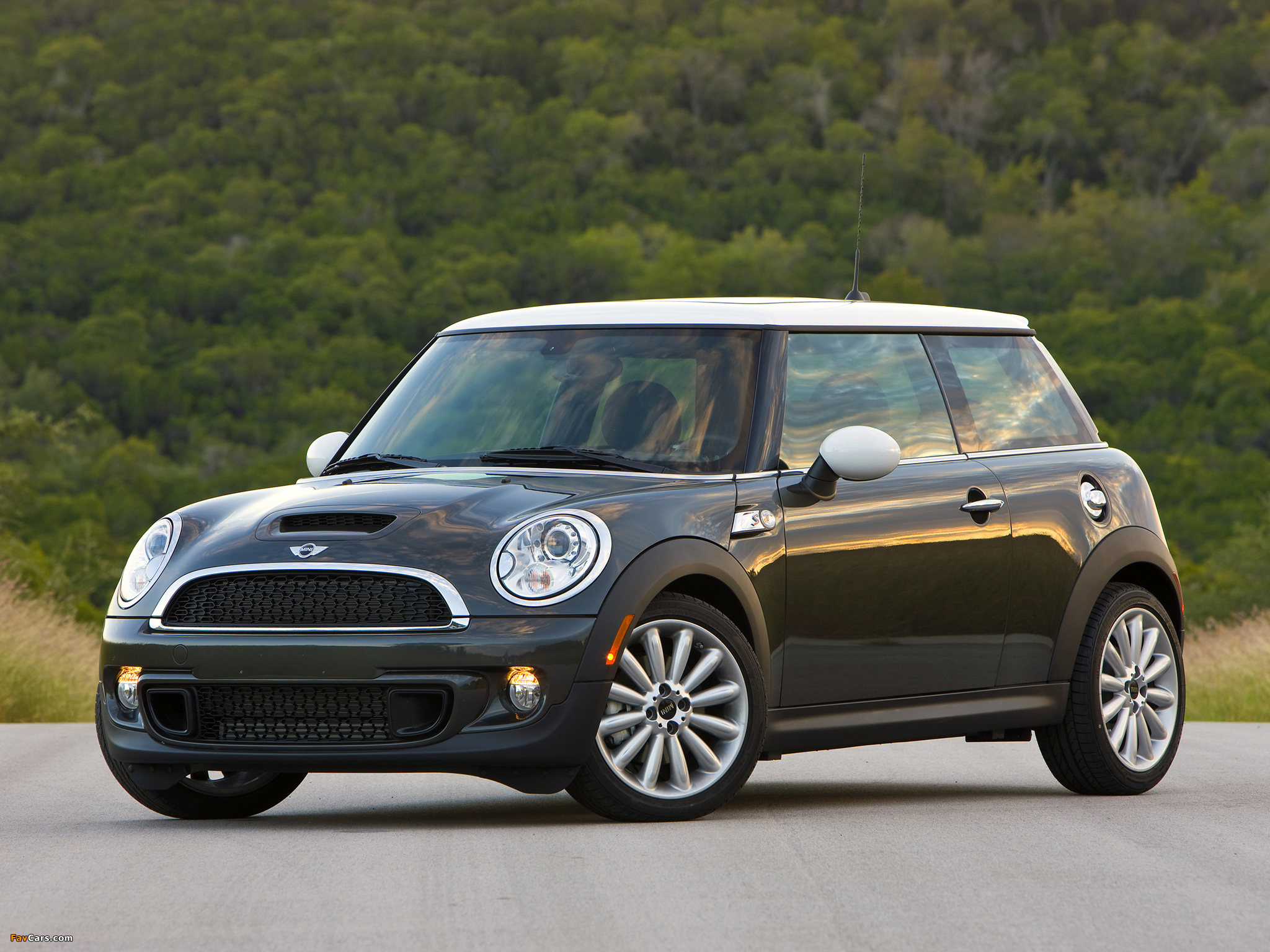 Mini Cooper S US-spec (R56) 2010–14 pictures (2048 x 1536)