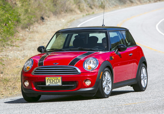 Mini Cooper US-spec (R56) 2010–14 pictures