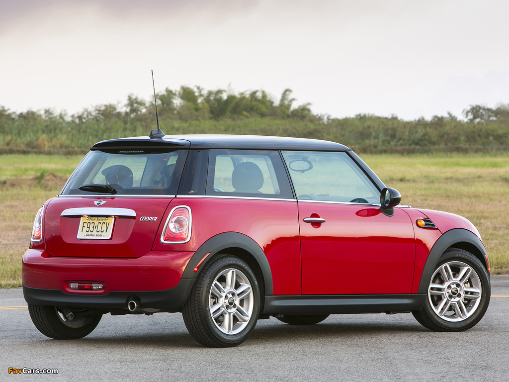 Mini Cooper US-spec (R56) 2010–14 pictures (1024 x 768)