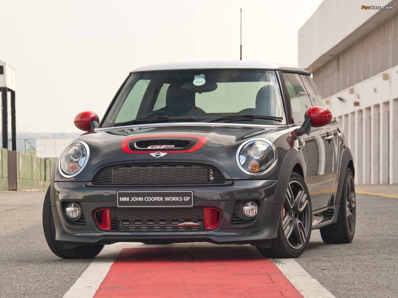 Mini John Cooper Works GP ZA-spec (R56) 2012 images (1280 x 960)