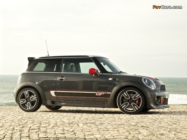 Mini John Cooper Works GP UK-spec (R56) 2012 photos (640 x 480)