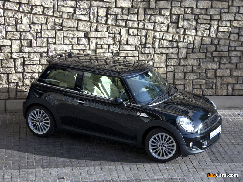 Mini Cooper S Inspired by Goodwood ZA-spec (R56) 2012 pictures (800 x 600)