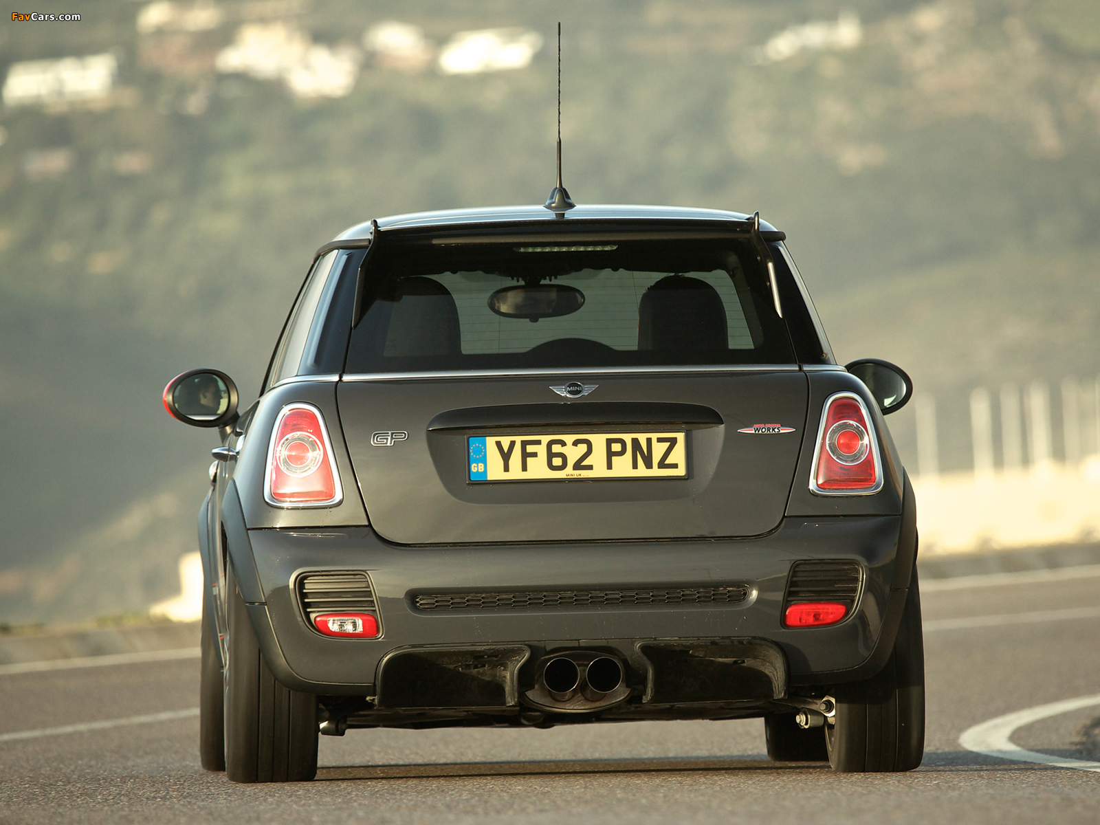 Mini John Cooper Works GP UK-spec (R56) 2012 wallpapers (1600 x 1200)