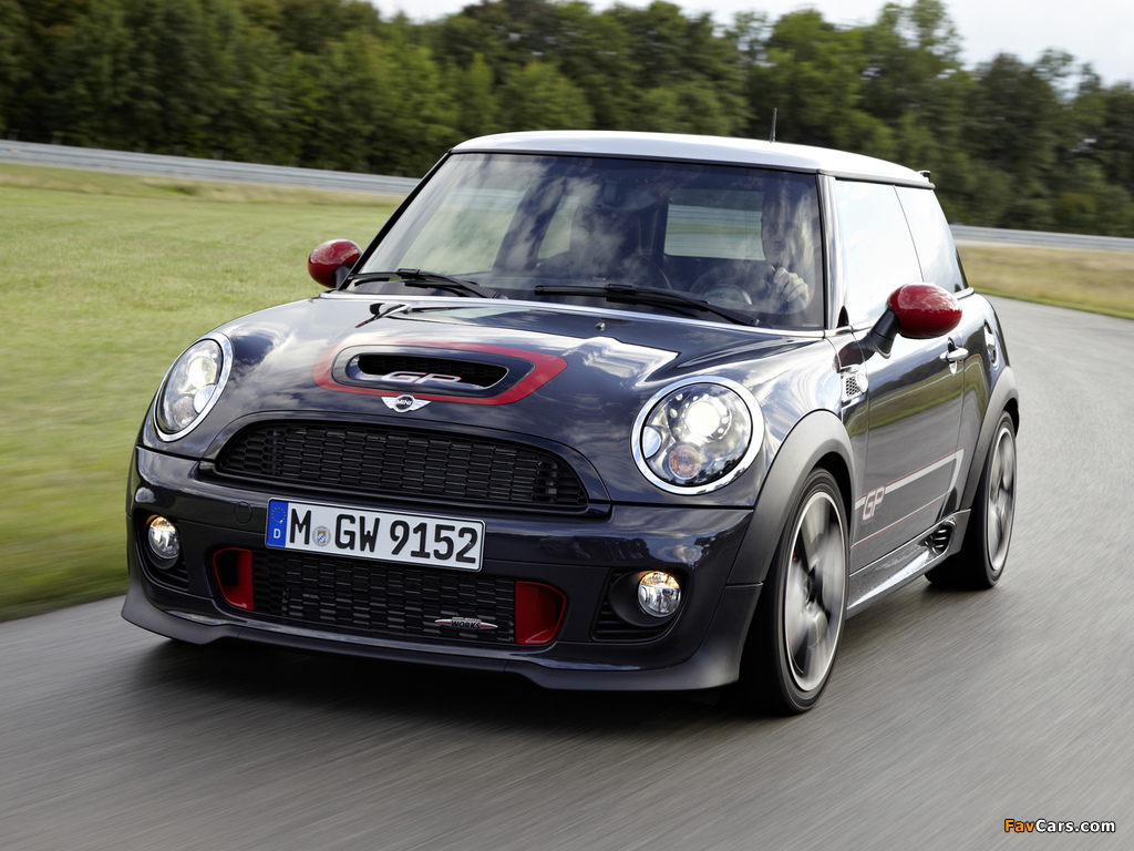 Mini John Cooper Works GP (R56) 2012 wallpapers (1024 x 768)