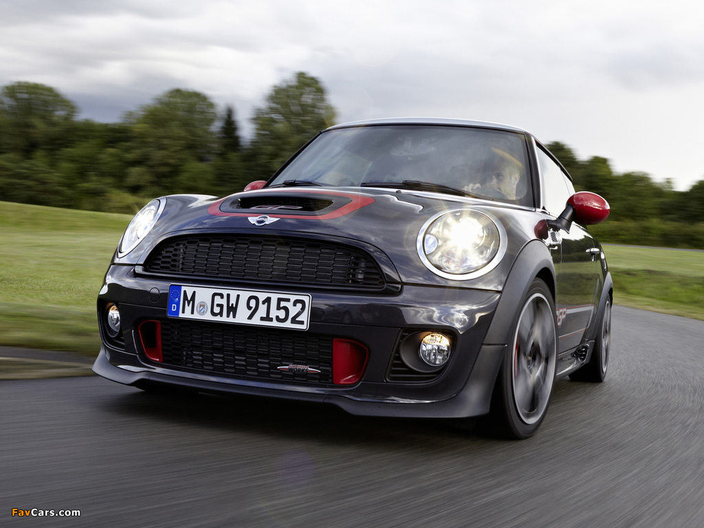 Mini John Cooper Works GP (R56) 2012 wallpapers (1024 x 768)