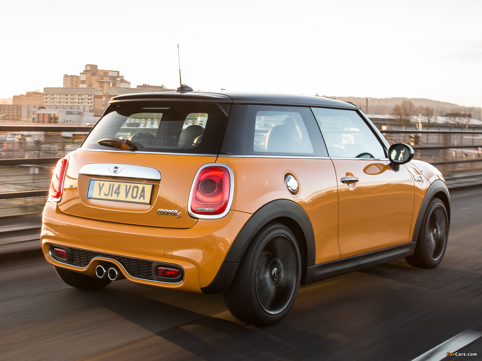 Mini Cooper S UK-spec (F56) 2014 images (1600 x 1200)