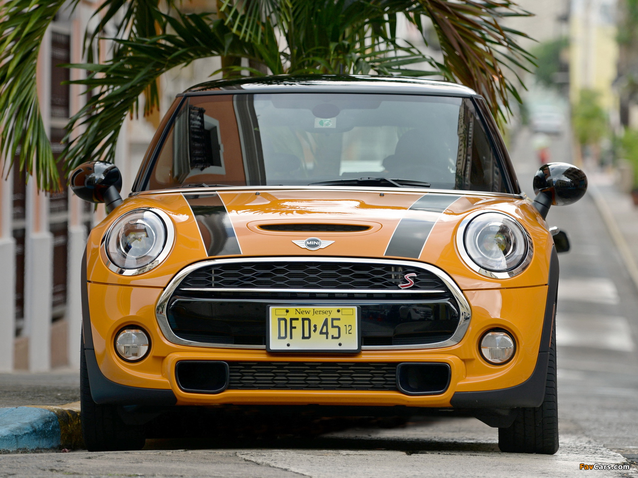 Mini Cooper S US-spec (F56) 2014 photos (1280 x 960)