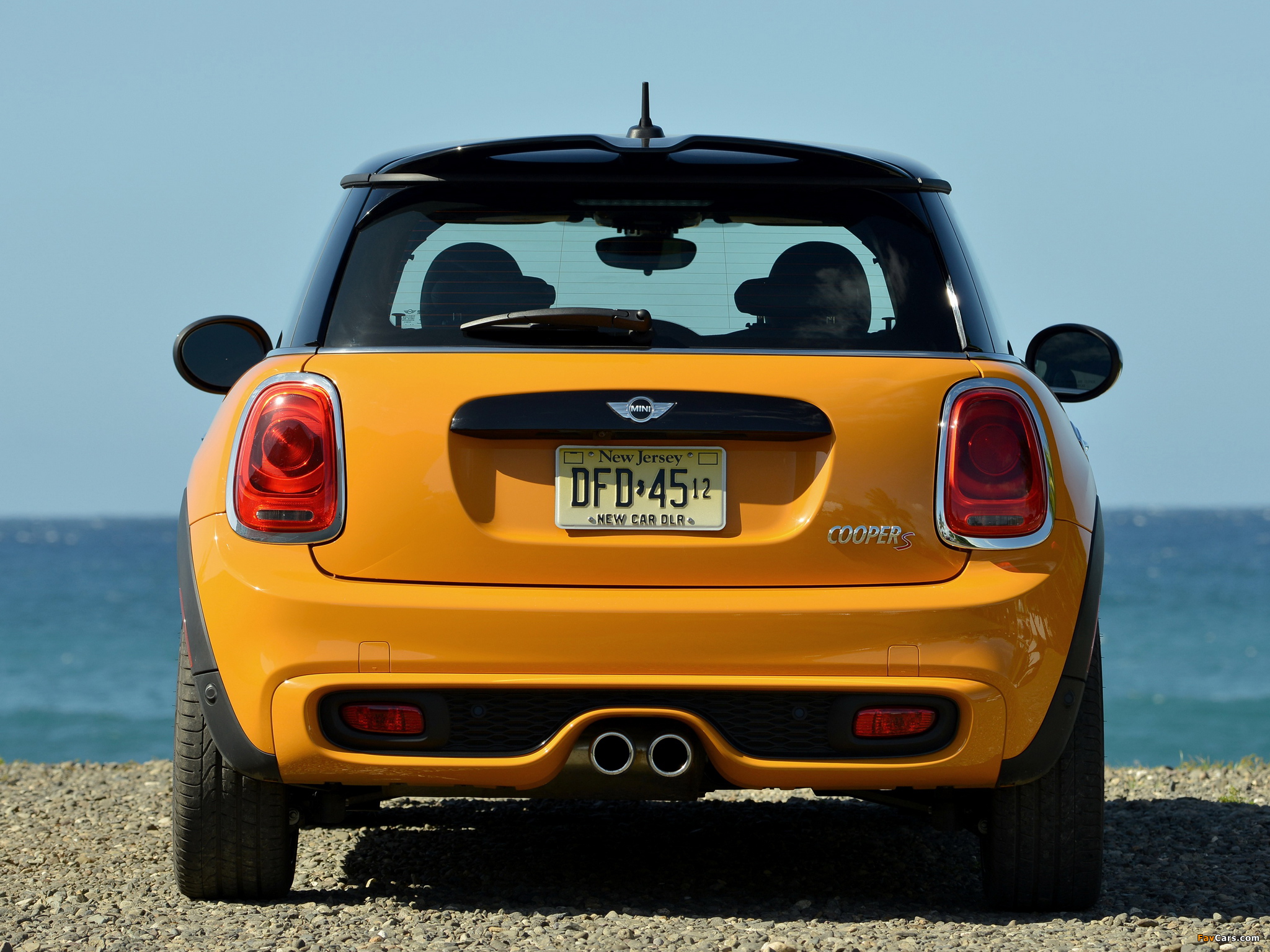 Mini Cooper S US-spec (F56) 2014 pictures (2048 x 1536)