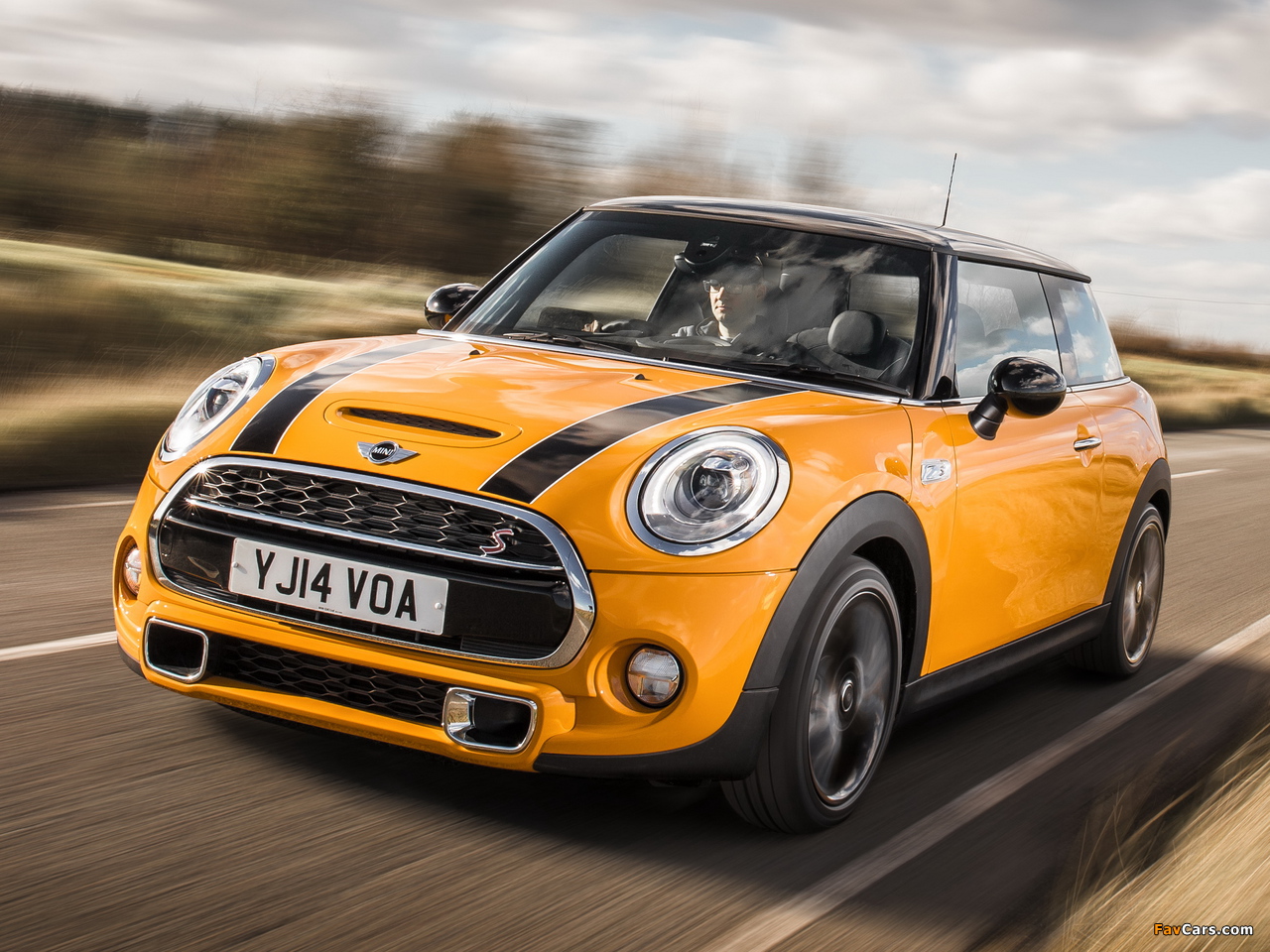 Mini Cooper S UK-spec (F56) 2014 pictures (1280 x 960)