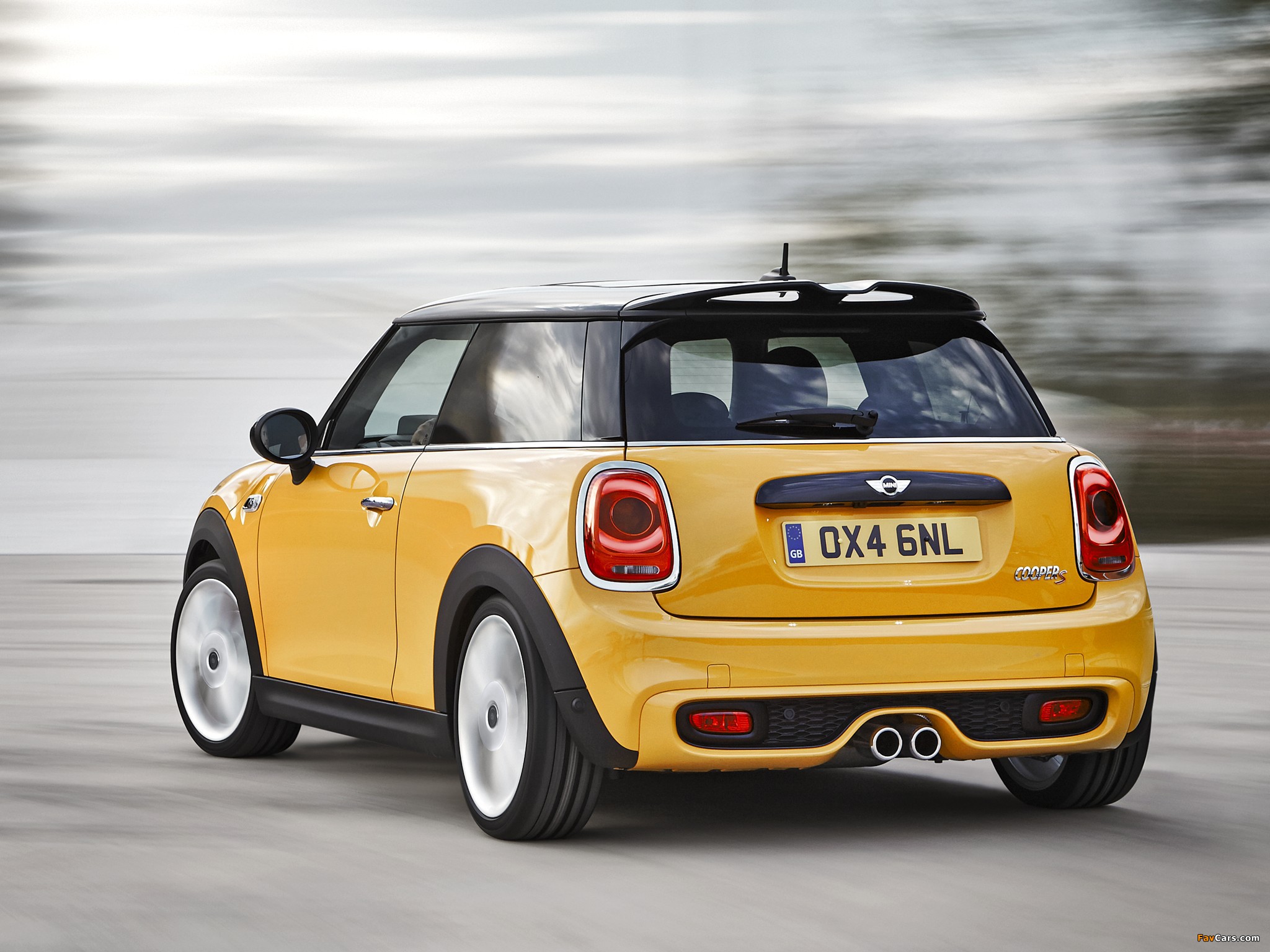 Mini Cooper S (F56) 2014 wallpapers (2048 x 1536)