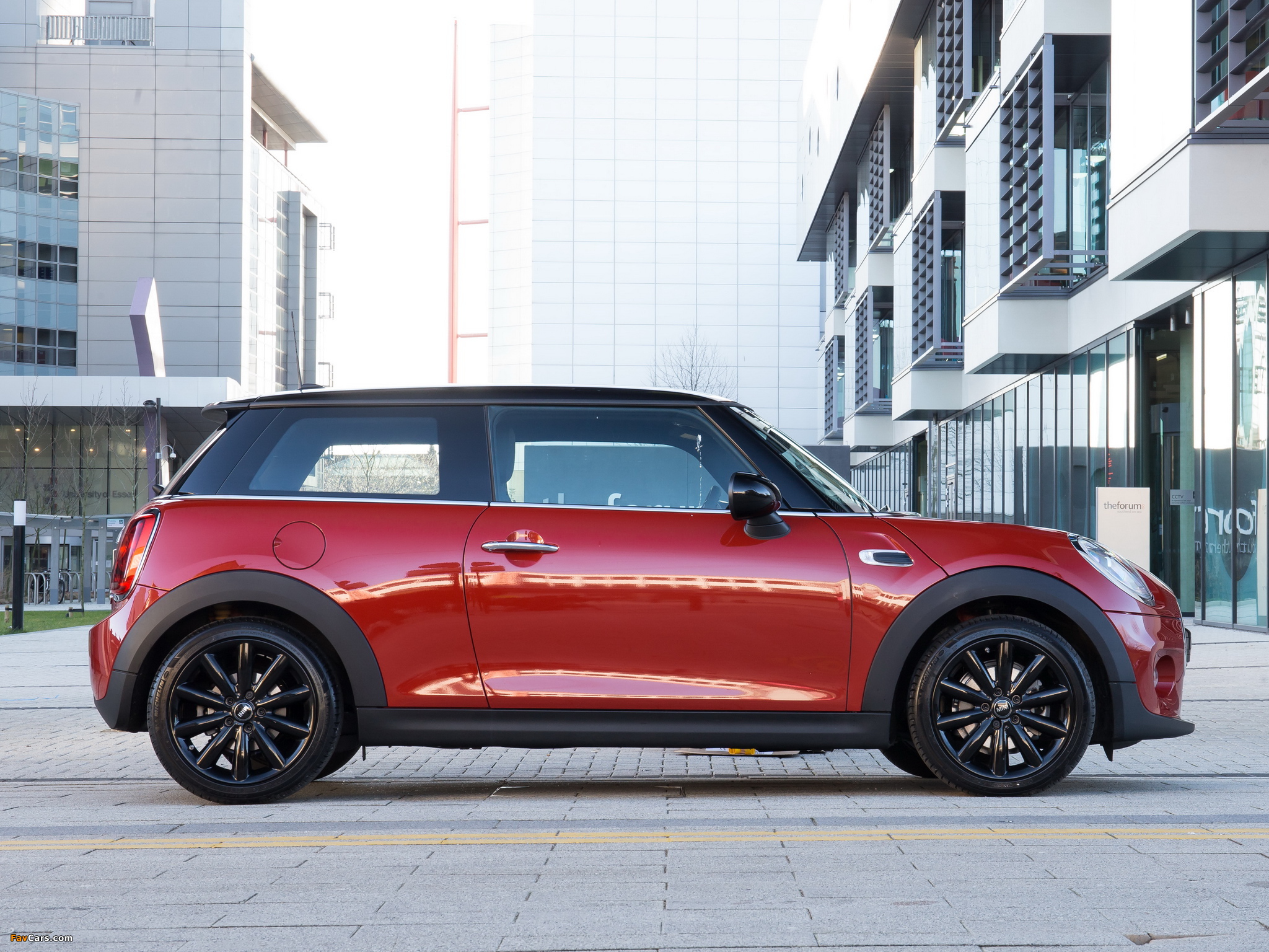 Mini Cooper D UK-spec (F56) 2014 wallpapers (2048 x 1536)