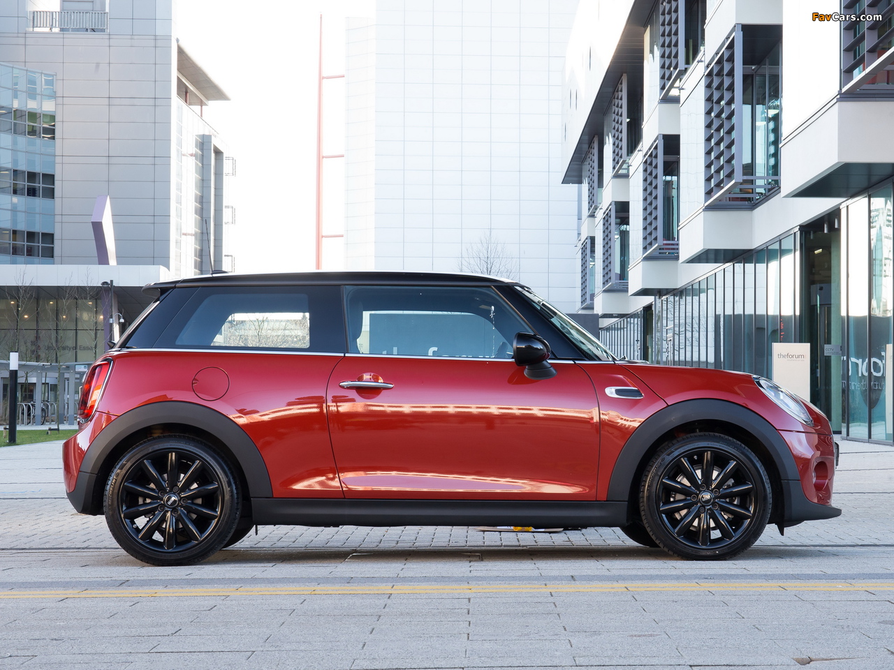 Mini Cooper D UK-spec (F56) 2014 wallpapers (1280 x 960)