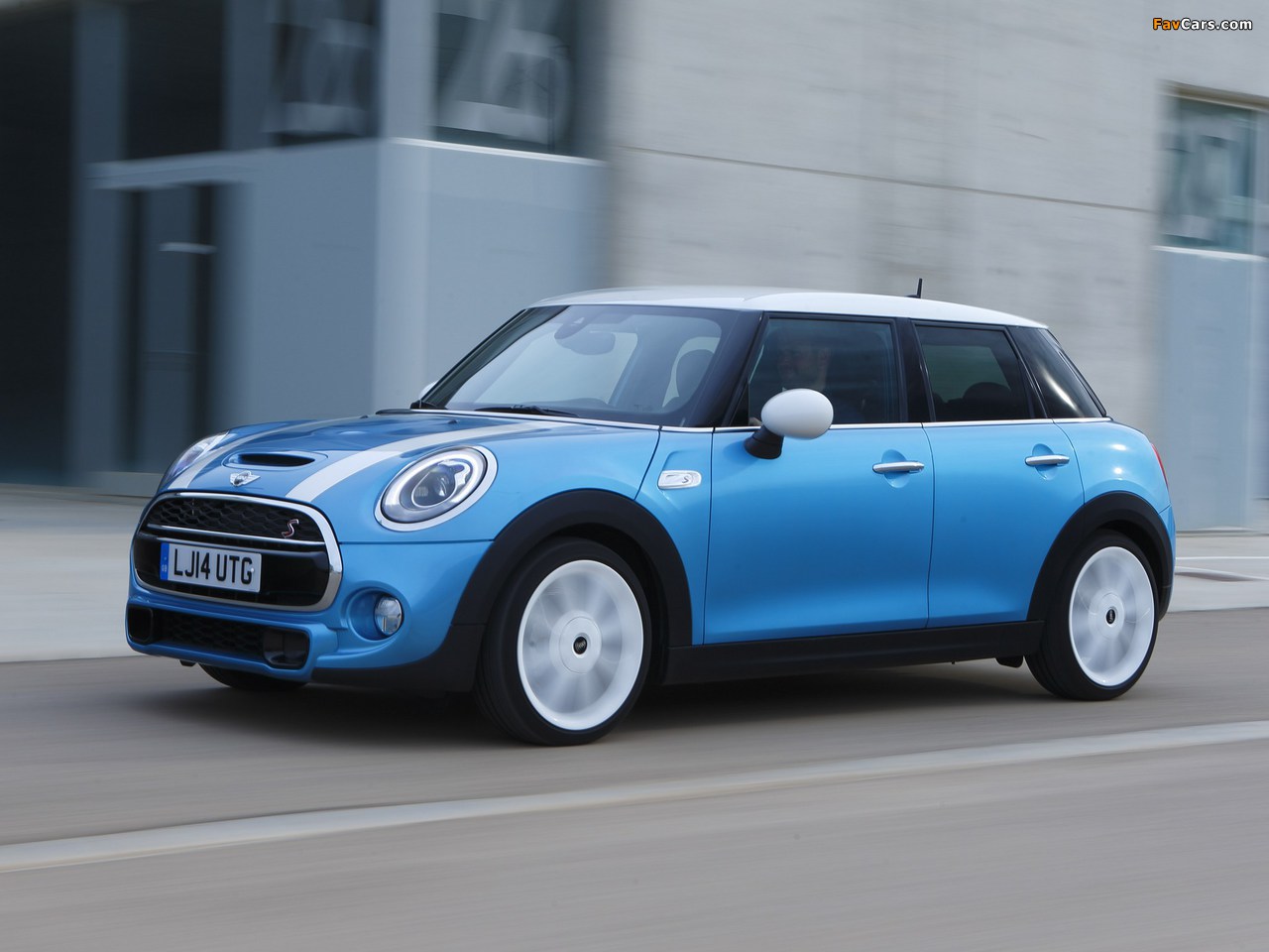 Mini Cooper S 5-door 2014 wallpapers (1280 x 960)