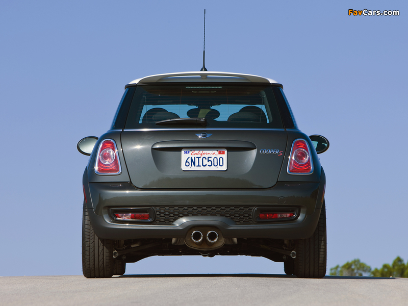 Photos of Mini Cooper S US-spec (R56) 2010–14 (800 x 600)