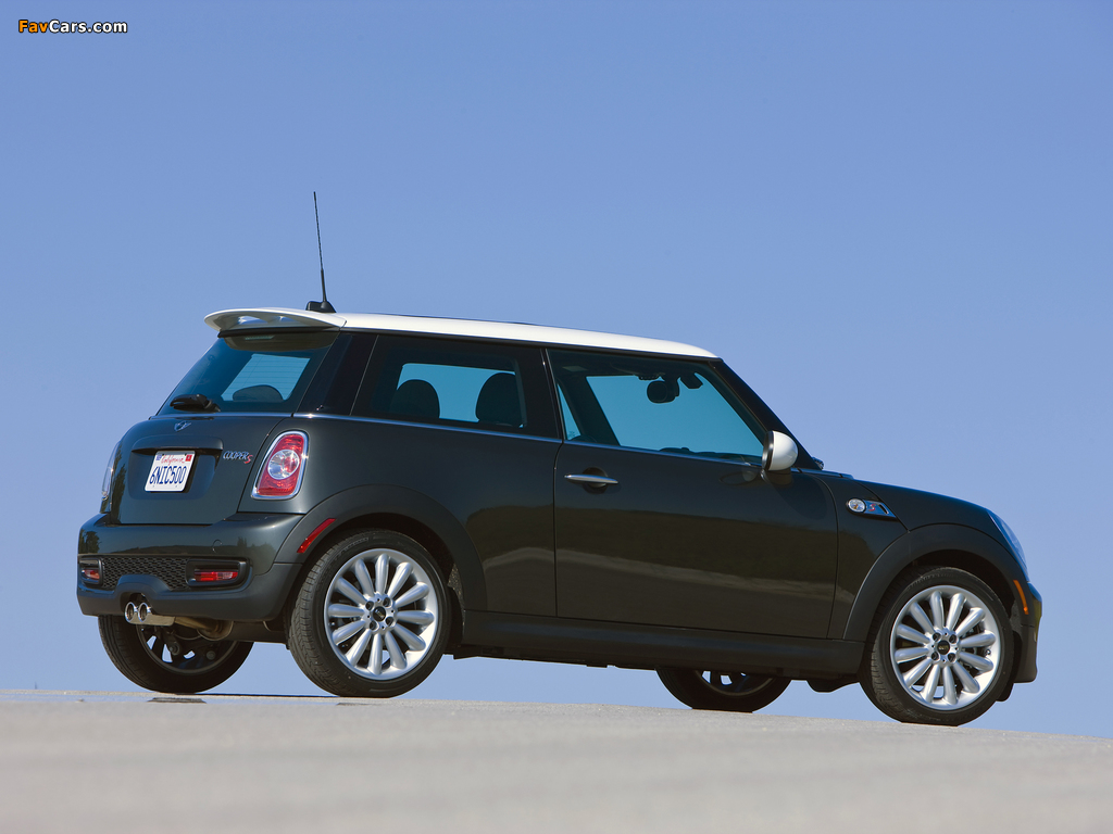 Photos of Mini Cooper S US-spec (R56) 2010–14 (1024 x 768)