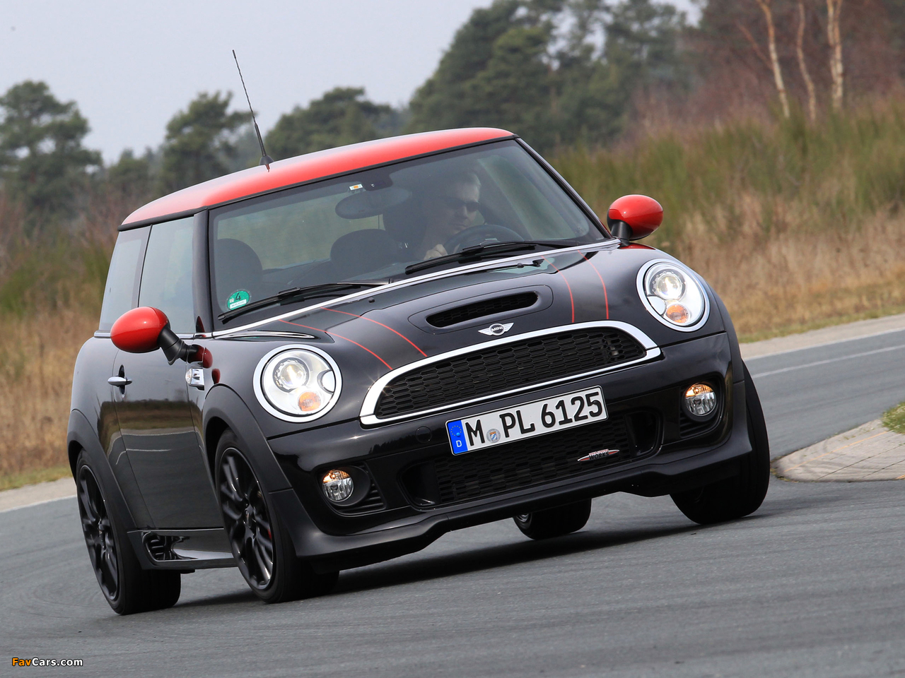 Photos of Mini John Cooper Works (R56) 2010–14 (1280 x 960)