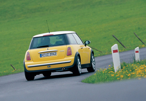 Pictures of Mini Cooper (R50) 2001–04