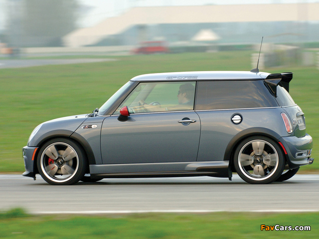 Pictures of Mini Cooper S John Cooper Works GP (R53) 2006 (640 x 480)