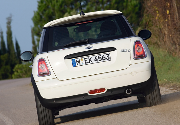 Pictures of Mini One D (R56) 2009–10