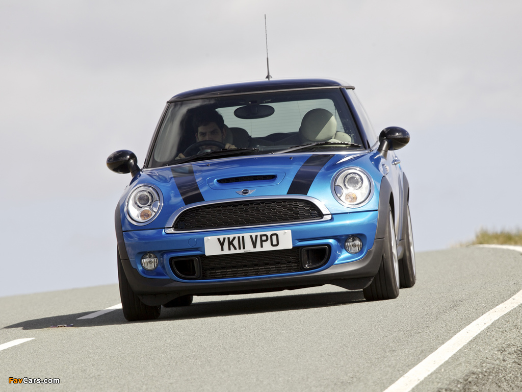 Pictures of Mini Cooper SD UK-spec (R56) 2011–14 (1024 x 768)