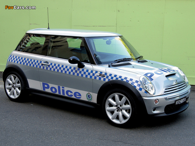 Mini Cooper S Police (R53) 2003–04 wallpapers (640 x 480)