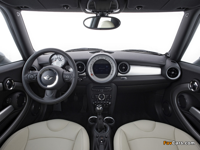 Mini Cooper D (R56) 2010–14 wallpapers (640 x 480)