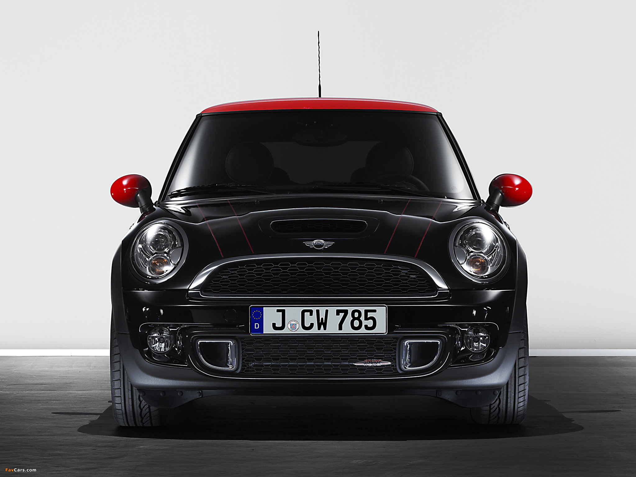 Mini John Cooper Works (R56) 2010–14 wallpapers (2048 x 1536)