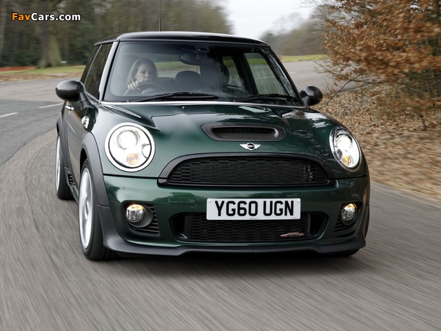 Mini John Cooper Works UK-spec (R56) 2010–14 wallpapers (640 x 480)