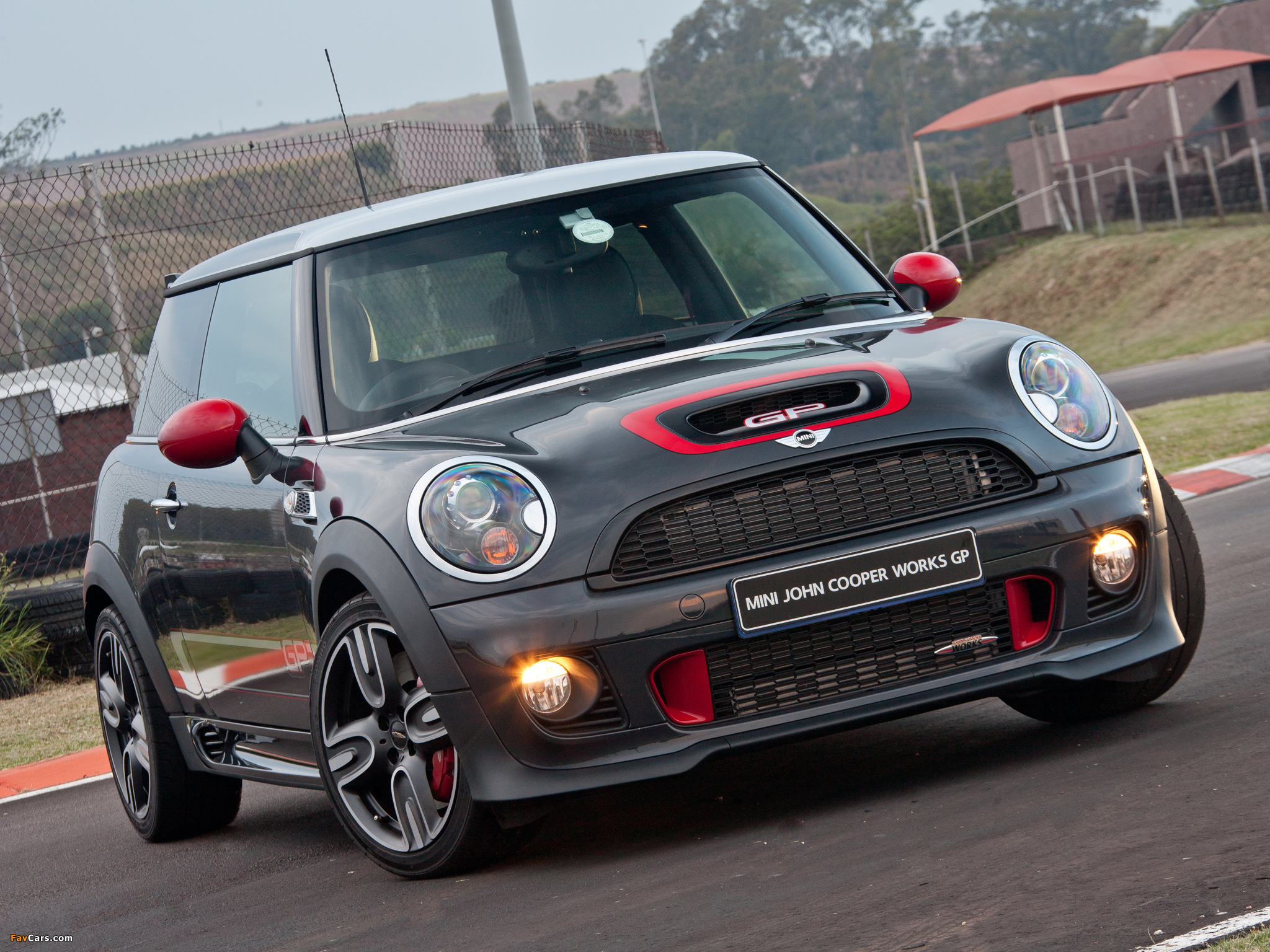 Mini John Cooper Works GP ZA-spec (R56) 2012 wallpapers (2048 x 1536)