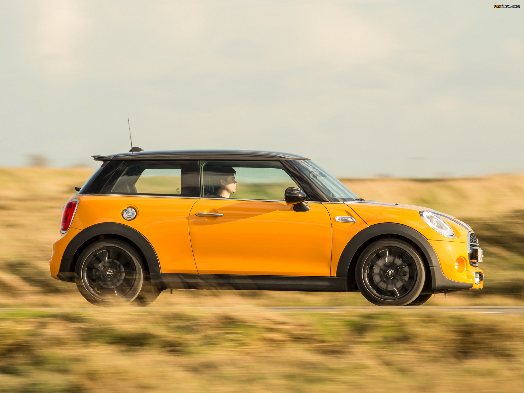 Mini Cooper S UK-spec (F56) 2014 wallpapers (2048 x 1536)