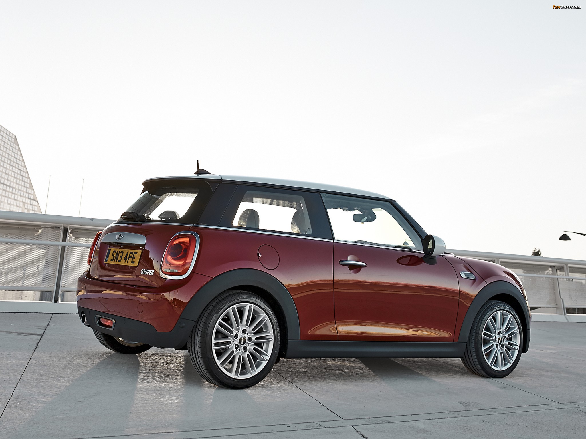 Mini Cooper (F56) 2014 wallpapers (2048 x 1536)