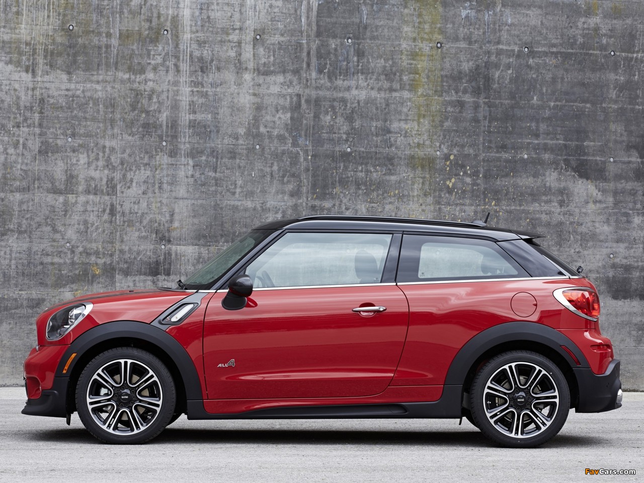 MINI Cooper S Paceman All4 John Cooper Works Package (R61) 2013 wallpapers (1280 x 960)