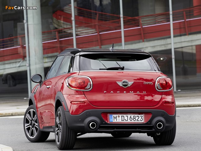 Photos of MINI Cooper S Paceman All4 John Cooper Works Package (R61) 2013 (640 x 480)