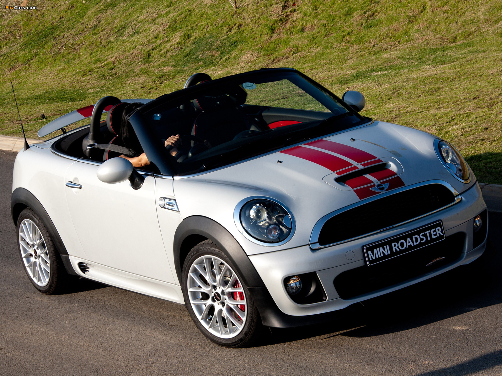 Photos of MINI John Cooper Works Roadster ZA-spec (R59) 2012 (1600 x 1200)