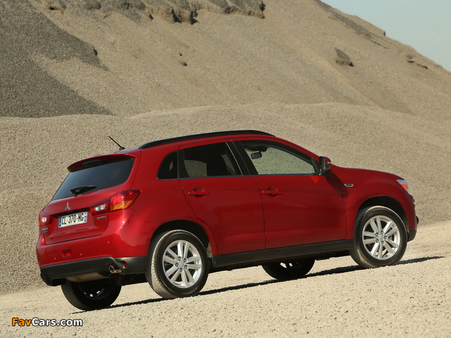 Images of Mitsubishi ASX 2012 (640 x 480)