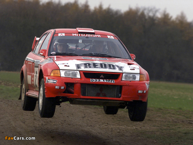 Mitsubishi Carisma GT Evolution VI Gr.A WRC 1999–2001 pictures (640 x 480)