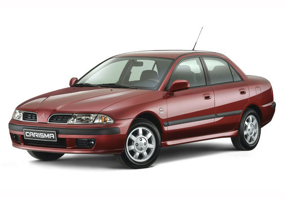 Mitsubishi Carisma Sedan 1999–2004 pictures