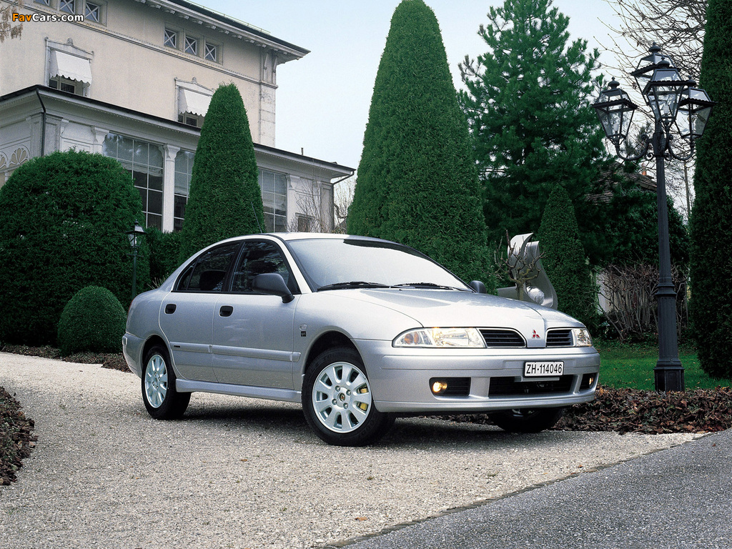 Mitsubishi Carisma Sedan 1999–2004 wallpapers (1024 x 768)