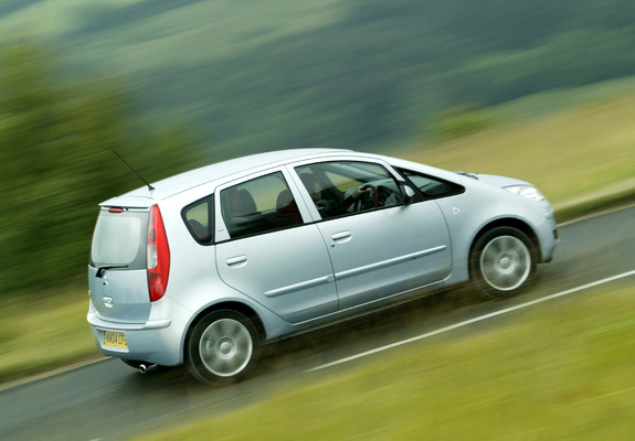 Mitsubishi Colt 5-door UK-spec 2004–08 photos