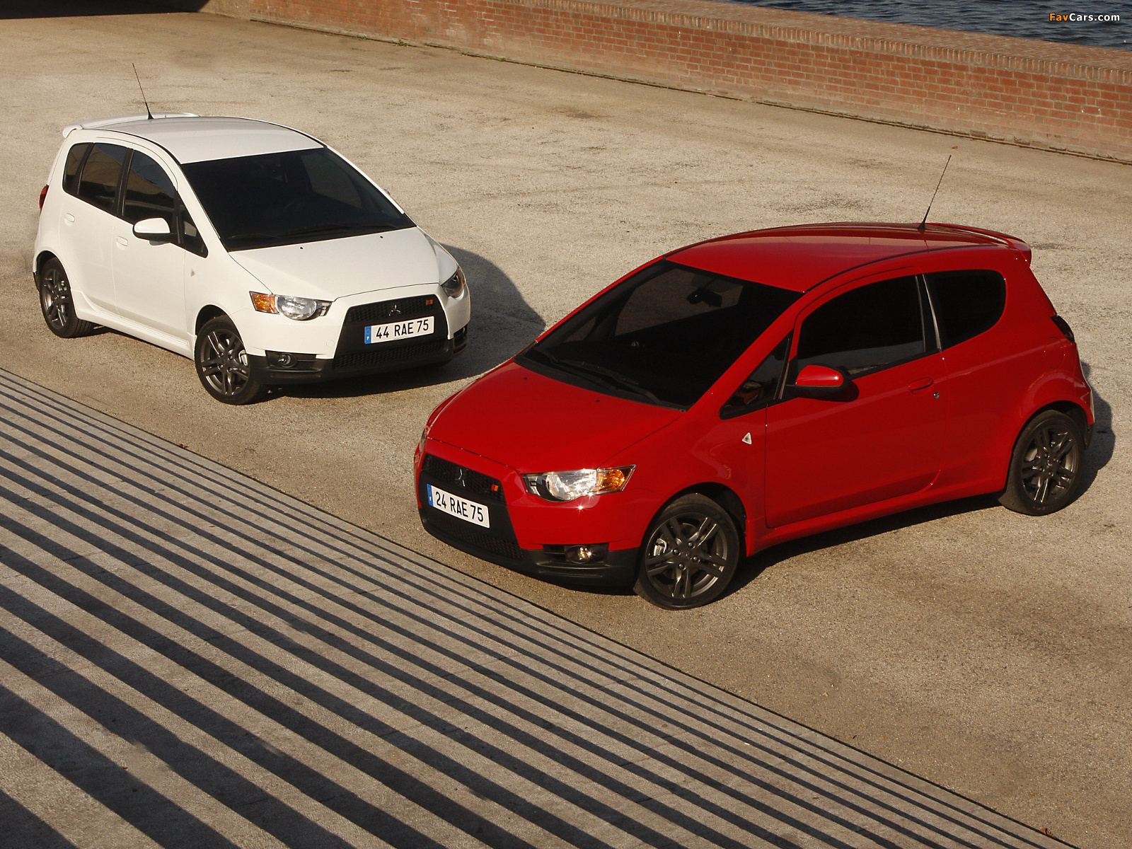 Mitsubishi Colt pictures (1600 x 1200)