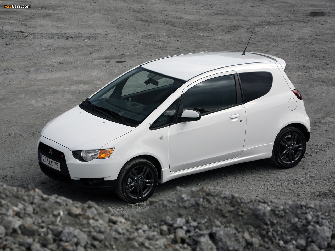 Photos of Mitsubishi Colt 3-door Ralliart 2008 (1280 x 960)