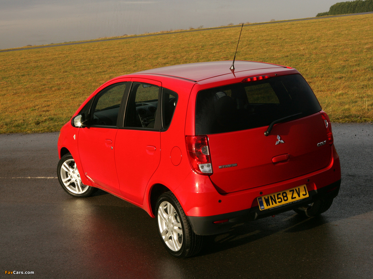 Photos of Mitsubishi Colt 5-door UK-spec 2009 (1280 x 960)