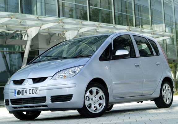 Pictures of Mitsubishi Colt 5-door UK-spec 2004–08