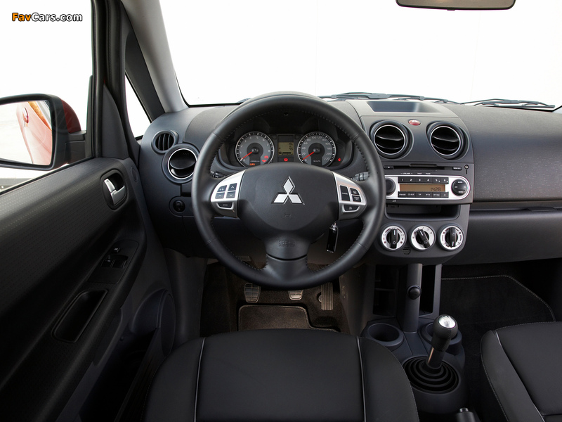 Pictures of Mitsubishi Colt 3-door 2008 (800 x 600)