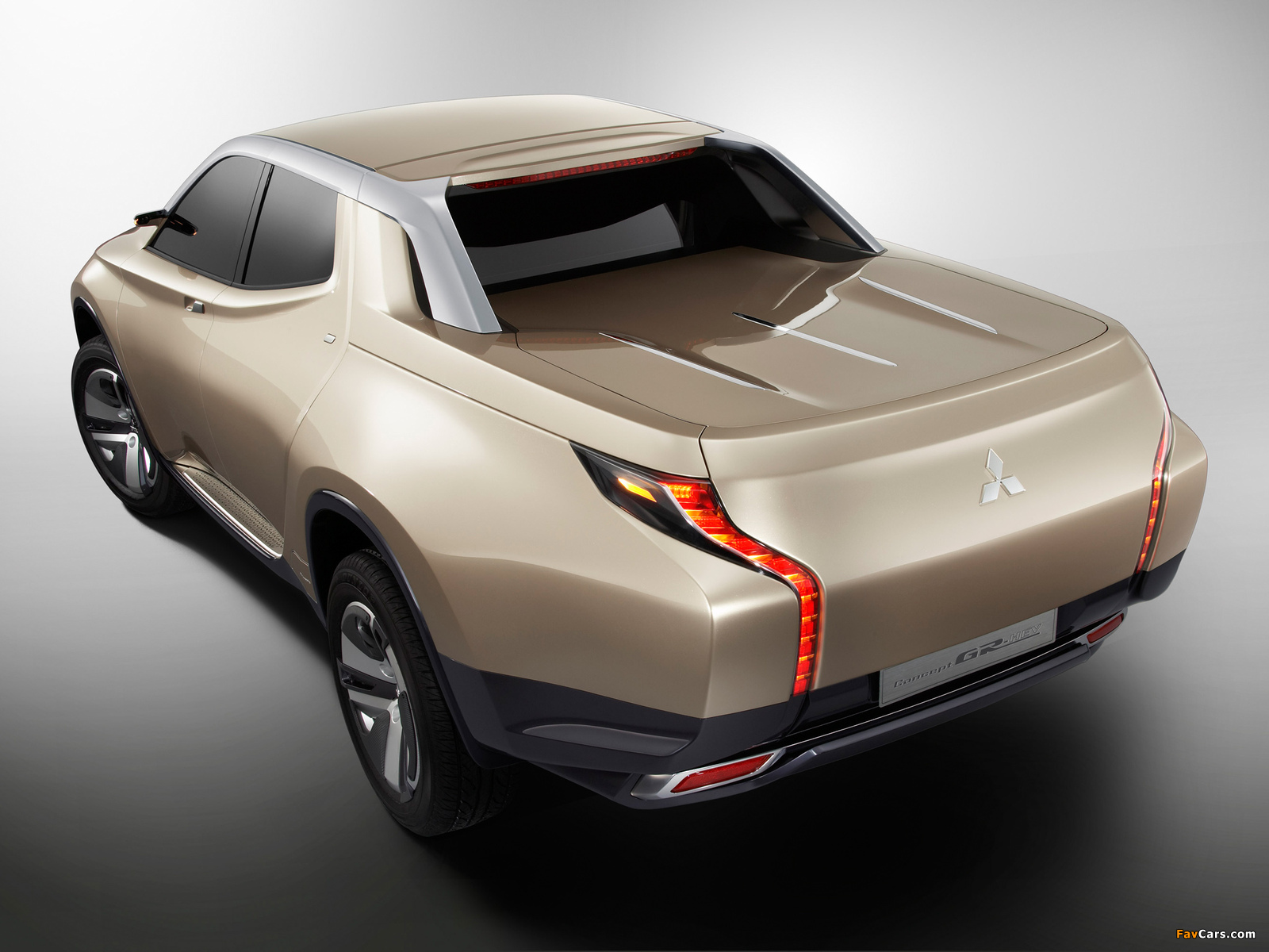 Photos of Mitsubishi Concept GR-HEV 2013 (1600 x 1200)